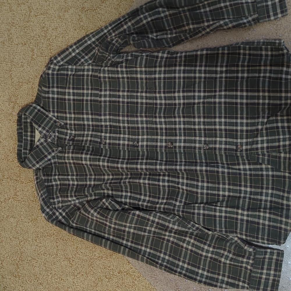 Green plaid button down collar flannel shirt